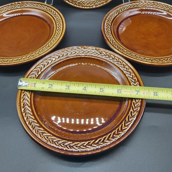 Hall pottery Laurel Wreath salad plates - Picture 7 of 7